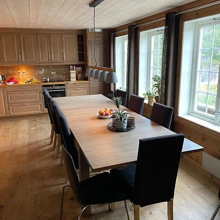 Bed & Breakfast Kjerag